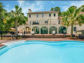 Lake House Perfect for Families and Large Groups